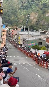 5.3K views · 12 reactions | Redes Sociales LO MEJOR DE LA CARRERA DE CHOCHES DE MADERA EN BAÑOS DE AGUA SANTA | Pilas ConEl Dato | Facebook