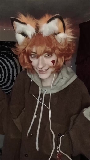 Cosplay Ideas: Claw Nails for Horror Game Characters