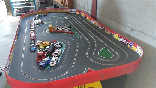 Ford Mustang Revell powered by Slot Circuits with fiberglass specific chassis. We ship worlwide since 1997. Available from 35€ (kit to assemble, spare parts optional, body not included) shipping cost. Are you ready to really enjoy slot? Sales only by whatsapp 685 87 99 23. More than 165 references available. 685 87 99 23 | Slot Circuits