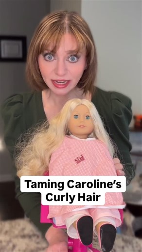 Amanda on Instagram: "Quick tutorial on American Girl Doll, Caroline’s hair. This works on other dolls with tight curls as well. #agig #doll #americangirldoll #americangirlbrand #agdoll"
