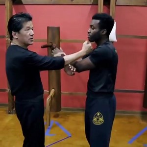 Looking to up your martial arts game? 🙌Discover the secrets of the 'Wing Chun Kwan Sao' in our latest video! This dynamic technique will help anyone on their journey to master Wing Chun. Don't forget to check out the link to our store in the first comment for all your martial arts needs! 🥋 Experience the balance and precision that Wing Chun offers...ready to dive in? 🌊 #WingChun #MartialArts #KwanSao | Wing Chun