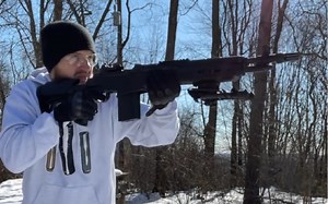 斯普林菲尔德M1A半自动步枪靶场射击