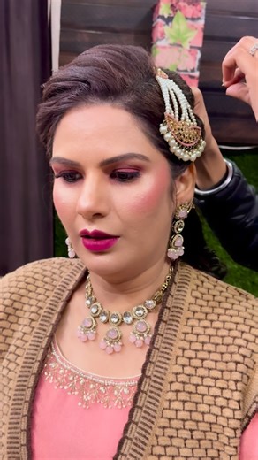 The woman 's World on Instagram: "mullanpurthewomenworldsalon and accadamy 7986140373 #photography #makeup #beautiful"