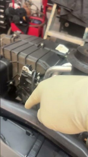 Heater core replace Nissan frontier