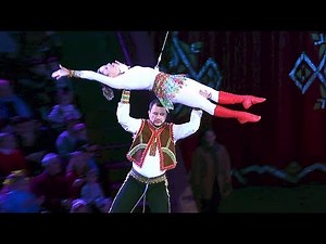 Circus. Acrobats on horseback. Цирк. Акробаты на лошадях