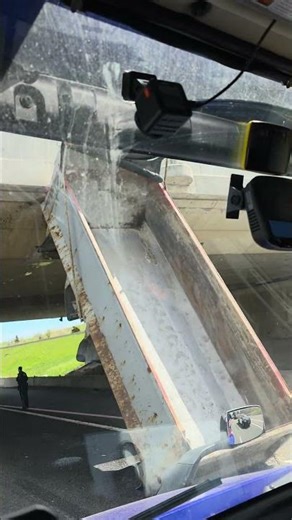 Dump Truck Hits Bridge After Driver Leaves Box Up 🚛😳