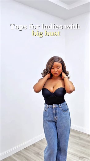 STYLIST/CONTENT CREATOR on Instagram: "Top for ladies with big boobs Tops @razorsharpng Wig @estrellahair.ng"