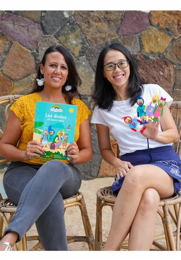 🇬🇧 Throwback to last year collab with @tipima5! Ti Pima is a group of 5 teachers who recently launched a book teaching children as from 5 years old to read French, and when they approach us to create finger puppets for the 4 main dodo characters in the book, of course we said yes! So welcome to Roro, Bili, Jojo and Vani – 4 exciting characters brought to life in finger puppets to make reading French even more playful!🥰 If you are looking to support French reading at home, go have a look at th