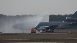Why modern jets are cleaned by robots instead of rain