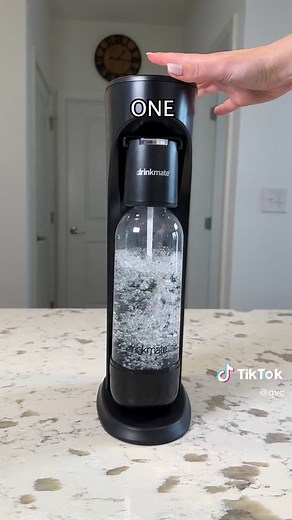 Sparkle Up Your Drinks with Drinkmate OmniFizz Carbonated Beverage Maker