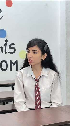 🚀Introducing the "VitaWear SmartBand," a next-generation wearable gadget