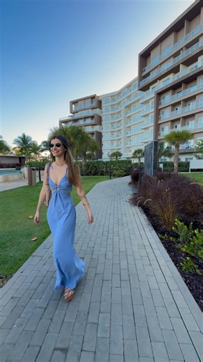 Spacious suites, ocean views, and moments that matter. At Embassy Suites Aruba Resort by Hilton, every stay is better when shared with your favorite person. 💕 Book now! 📸: @babicherubini #Hilton #EmbassySuites #Aruba #Resort #EmbassySuitesAruba #IslandLife #arubaonehappyisland | Embassy Suites Aruba Resort