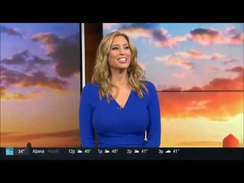 Stephanie Abrams and Kelly Cass - NICE LEGS - 11/18/19