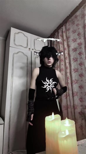 Engaging Two Time Animation in Roblox Cosplay