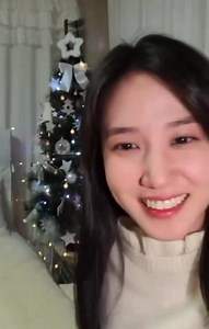 5K views · 342 reactions | တူတူပါပဲ ဆစ်ရေ 凉 #AdminK #KFM | Kpop for Myanmar "KFM" | Facebook