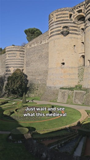 I went to Angers today. It's about 1hour30 from home. It is a city that sits where the river Mai e meets the river Loire. And it's where you will find the impressive Châteaux d'Angers. Built in the 9th-13th centuries this is a proper castle. A soldid castle built to defend the city from the Normans. Inside the castle is the Apocalypse Tapestry. Woven between 1377 and 1382 it is 140m long and figures scences from the book of Revelations. It is the most significant Tapestry of its era. I have no i
