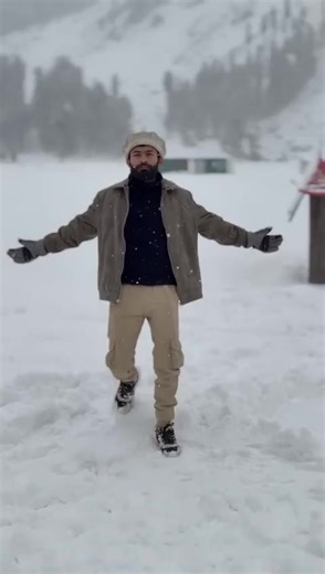 Explore the Beauty of The Mountains Valley