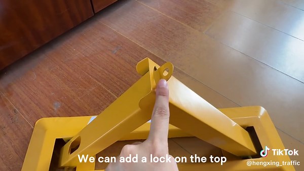 Parking Space Lock: Manual Reflective Barrier Block