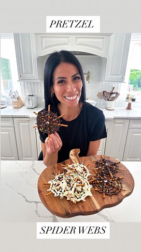 Carla Bushey - Always keepin’ it real on Instagram: "This Chocolate Pretzel Spider Webs are one of my favorite snacks to make for Halloween! Fun and easy so you can get the kids in the kitchen and a great treat for a party. . ️️ Comment SPIDER and I’ll send you the list of ingredients and direction to your DM ️️ . #spiderweb #chocolatepretzels #trickortreat #halloweentreats #easydessert #cookingwithkids"
