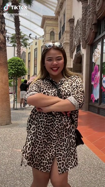 Explore Singapore's Unique Shopping Experience