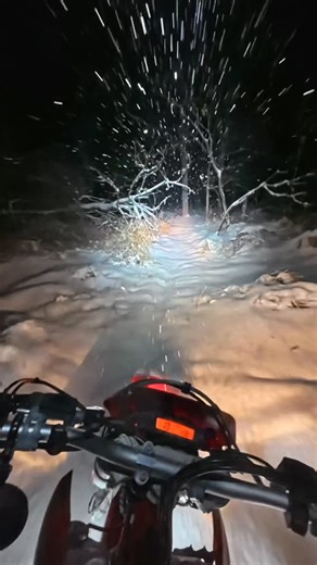 Smalltown Rider on Instagram: "2022 Ec300 snow rip (no studs) #dirtbike #snow #winter #cold #michigan #gasgas #motorcycle"