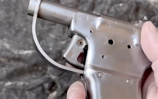 装弹比制造都要慢的手枪，解放者 45