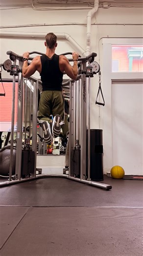 Luiz Antonio Oliveira Silva on Instagram: "23 years as a trainer — and I’m still learning every single day. Motivation gets you started, but discipline is what keeps you growing. Show up, stay consistent, and become better than you were yesterday. No shortcuts. Just work, passion, and progress. 💪🔥 #Fitness #FitnessMotivation #FitLife #FitLifestyle #GymLife #GymMotivation #TrainerLife #FitnessTrainer #PersonalTrainer #CoachLife #Discipline #Motivation #Mindset #GrindMode #Consistency #NoExcuses