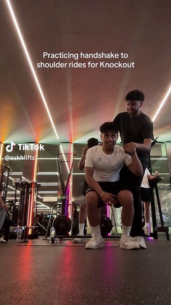 Knockout Shoulder Ride Practice at One Playground