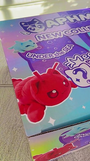 {AD} 😻 I am super excited to introduce the newest launch of Aphmau toys. There are two new collections - the Under the Sea MeeMeows collection 🐙🪼, and the Unicorn MeeMeows collection 🦄. The Under the Sea collection includes characters like Starfish Cat, Octopus Cat, Dolphin Cat, and more. New Unicorn plush collection includes such unique characters as Red Unicorn Cat, Yellow Unicorn Cat, and more. The surprises don’t stop there, there is also an 11-inch Mystery Plush and the new Aphmau Figur