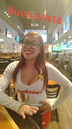 #hooters #hootersmexico vive la mejor experiencia en #hooters_buenavista #hootersbuenavista con las #hootersgirl