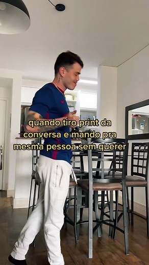 Man's Hilarious Reaction to Awkward Conversation Mistake