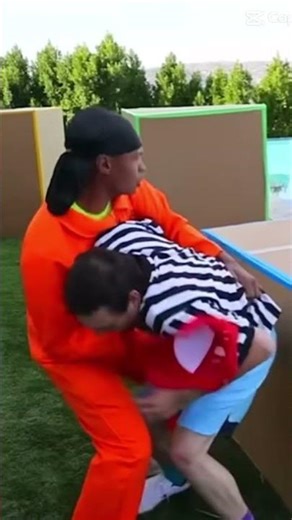 Stokes twins hide in seek