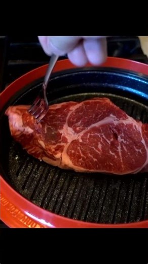 A STEAK in the MICROWAVE