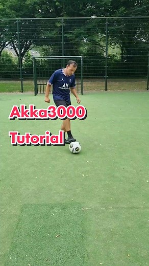 Master the Akka 3000 Football Trick in Just 16 Seconds!