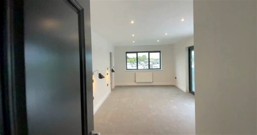 A master suite with a master view 😌 Imagine waking up to a view like this every morning. The first coffee of the day out on your terrace, overlooking the peaceful River Trent. There are homes that simply offer space, and then there are homes that offer a way of life. The Westminster, the largest residence within Marina Quays (Newark), belongs firmly in the latter. Come and experience this stunning home for yourself. Contact Caroline today on 07919 532000 or email caroline@cairnshomes.co.uk. | C