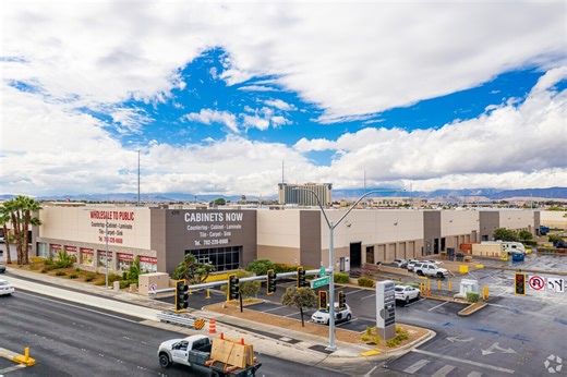 4375 S Valley View Blvd, Las Vegas, NV 89103 - Industrial for Lease | LoopNet