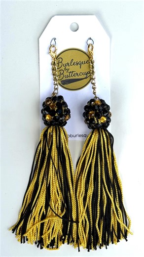 New collaboration! I’m so honored to announce that my products are available for purchase at @onstageessentials !!! Vegas just got a much needed costume supply shop with this centrally located storefront! Stop by the shop to pick up my pasties, tassels, feather fans, and grab some Magnetic Quick Releases to add to your quick-change costumes😉 #vegasentertainment #costume #burlesquecostume | Burlesque By Buttercup