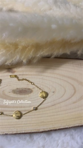 Stainless Steel Shell Bracelet available ✨ Rs275~ Limited stock❗️ DM or whatsapp 5716 4620 | Safiyah's Collection