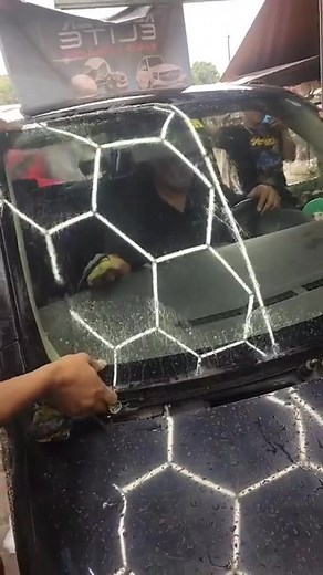 Removal Winshield & install Part 7 | VS Autoglass