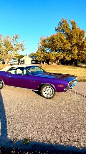 1K views · 111 reactions | This local 1970 Dodge Challenger now has a 392 (6.4L) fuel injected Hemi and a Tremec TKX 5 speed. It was originally a 383 car. #1970challenger #70challenger #71challenger #dodge #challengerrt #dodgechallenger #plymouthroadrunner #roadrunner #plymouthgtx #cuda #barracuda #plymouthcuda #plymouthbarracuda #dodgecharger #challenger #coronet #superbee #restomods #restomod #hemiswap #hemipowered | Kelsey Wayne | Facebook