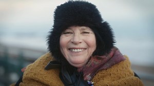 Always Discreet TV Commercial