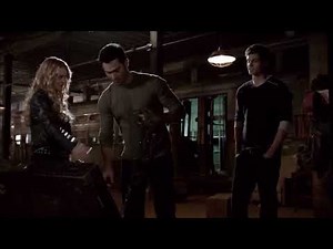 Teen Wolf 2x07 Derek Issac and Erica planning to find out who the kanima is form Scott and Stiles.