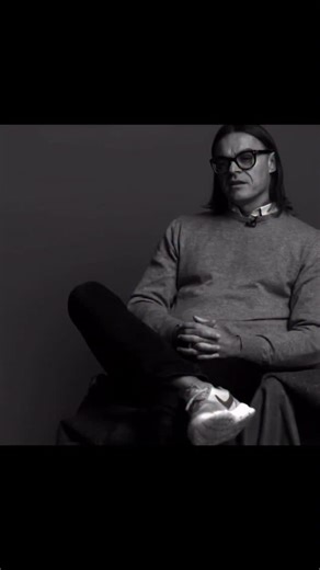 Happy Birthday @mario_sorrenti. Revisit our In Fashion interview with the image maker on our website. #mariosorrenti | SHOWstudio