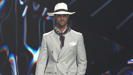 卢卡斯·巴尔博亚 2019大加纳利岛时装周