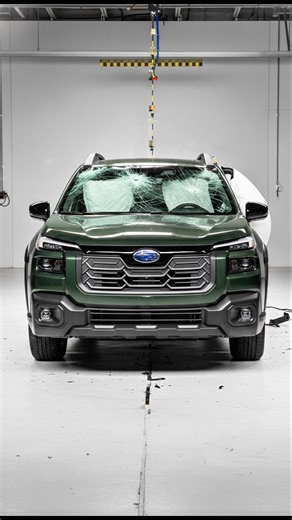 2026 Subaru Outback Side Crash Test
