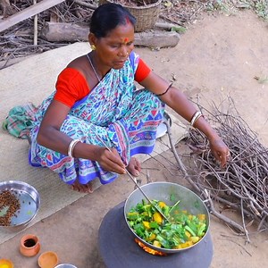 santali tribe women cooking small snail recipe with pui shak and eating with rice || gugli recipe | The real village cooking