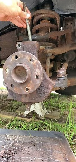 Easy Way To Remove A Rusted Front Wheel Hub Bearing Assembly On A Chevy Silverado