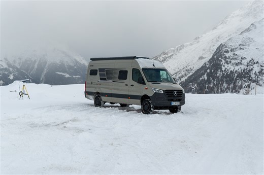 Review: Mercedes-Benz Sprinter RV levels up #VanLife