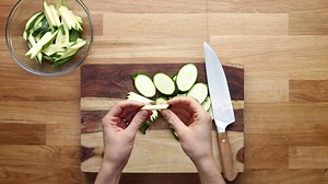 286K views · 460 reactions | Fried food tastes delicious, but why is it so intimidating to make? Join us as we demonstrate the four easy methods of frying food perfectly every time! #WisdomWednesdays | Tasty UK | Facebook