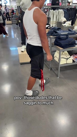 POV: Those Dudes Sagging Too Much Are Everywhere